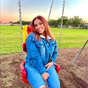 Meet your Posher, Melanie